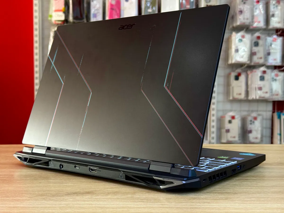 Acer Nitro V 15 AN515-58 i7 gen12 8 512 3050 15tr5