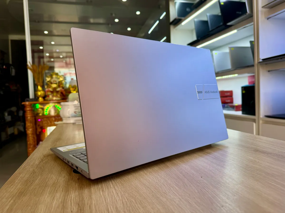 Asus Vivobook 15 i3 gen12 8 512