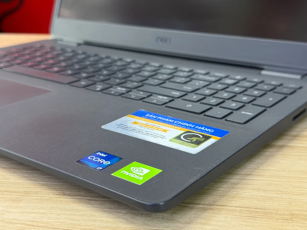 Dell Inspiron 3501   i7 1165G7 8 512 GeForce MX330 Giá 8tr8 Trầy nhiều — ảnh 2