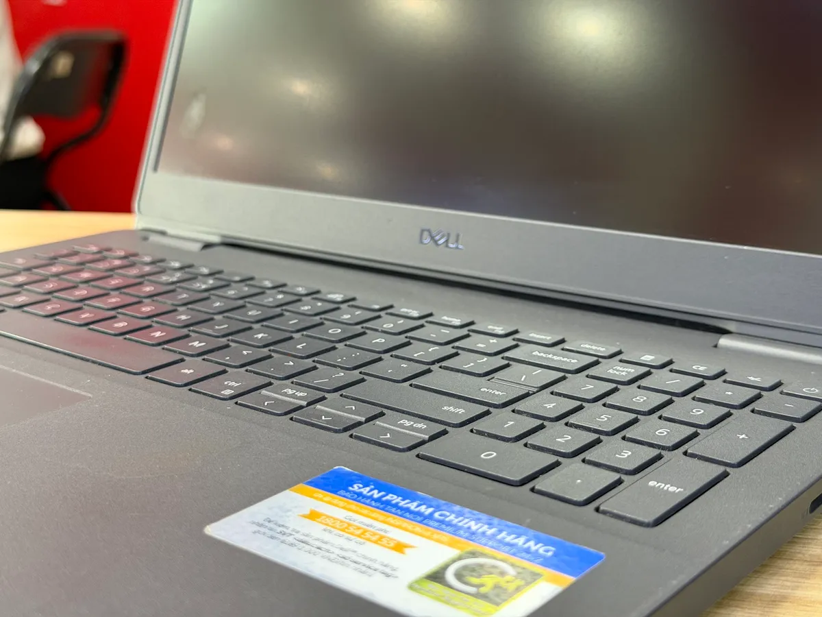 Dell Inspiron 3501   i7 1165G7 8 512 GeForce MX330 Giá 8tr8 Trầy nhiều — ảnh 3