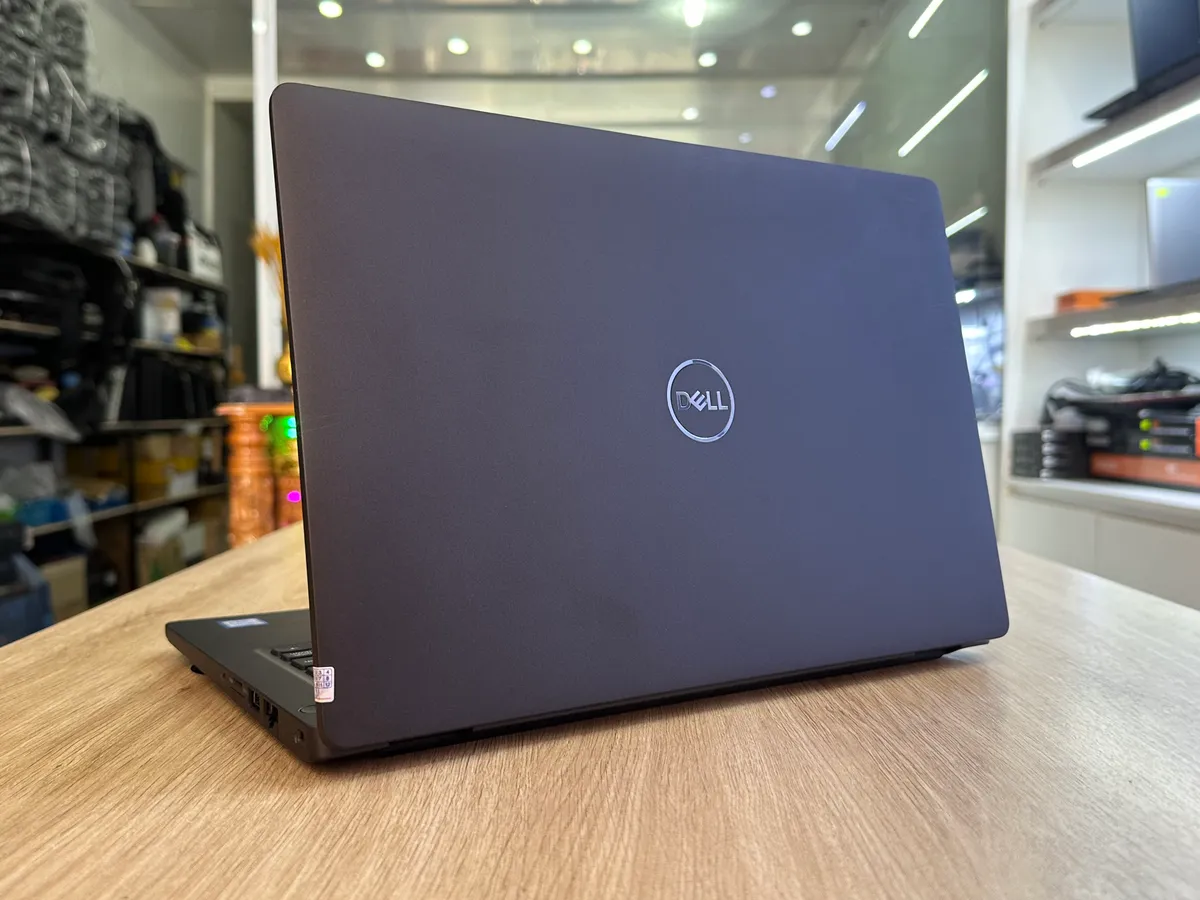 Dell Latitude 5300 i5 gen8 8 256 6tr8