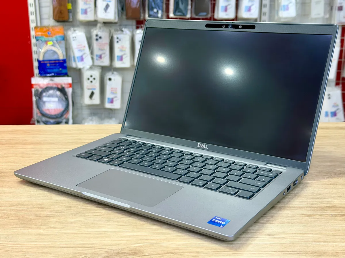 Dell Latitude 5440   i7 1365U 16 512