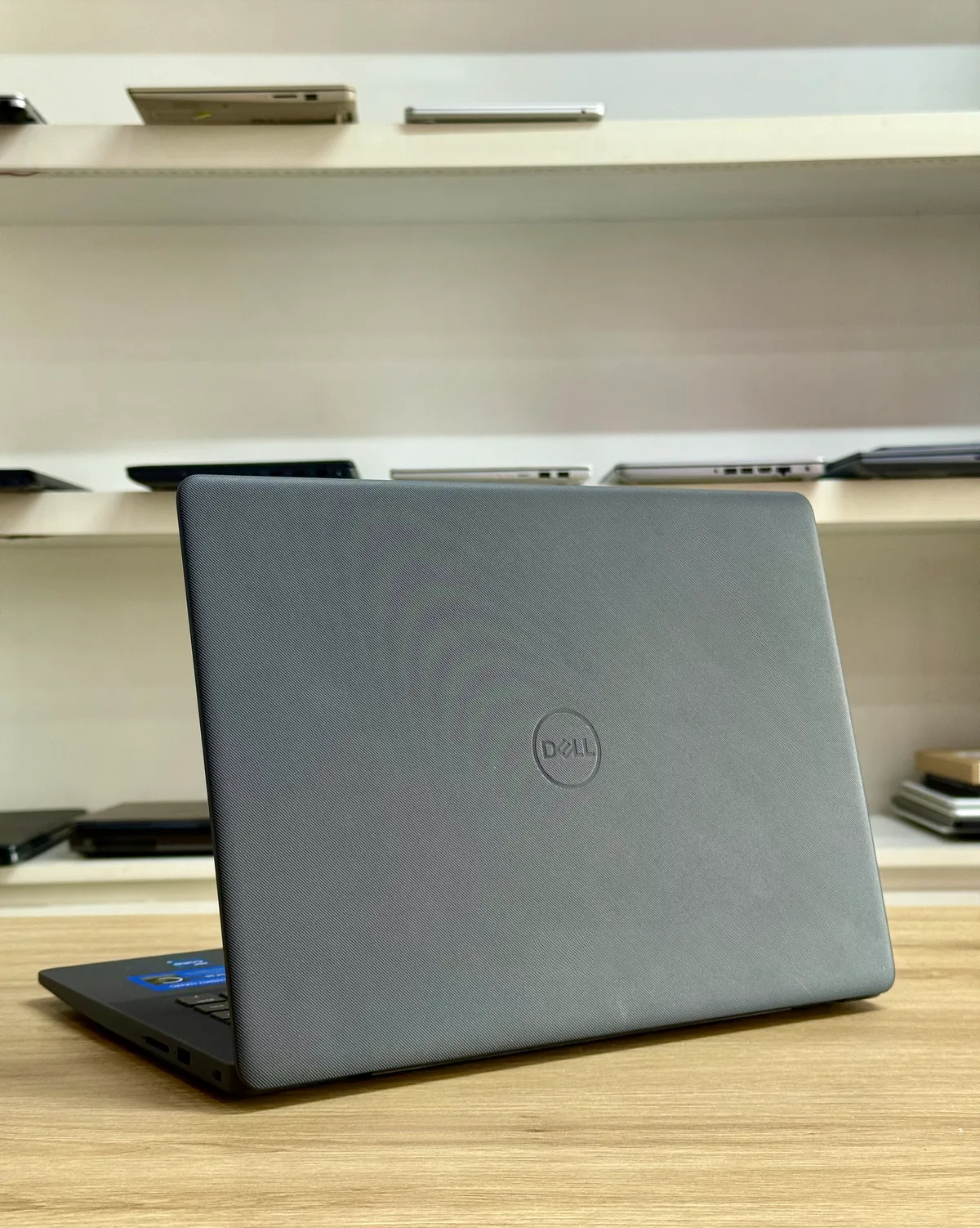 Dell Vostro 3400 i5 11th 8 256 8tr5