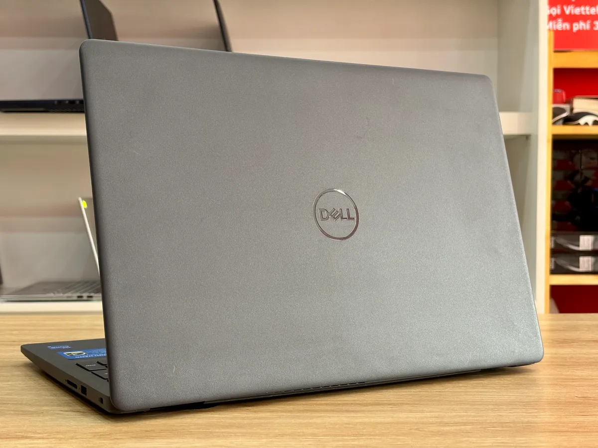 Dell Vostro 3500 i5 gen11 8 256 8tr9