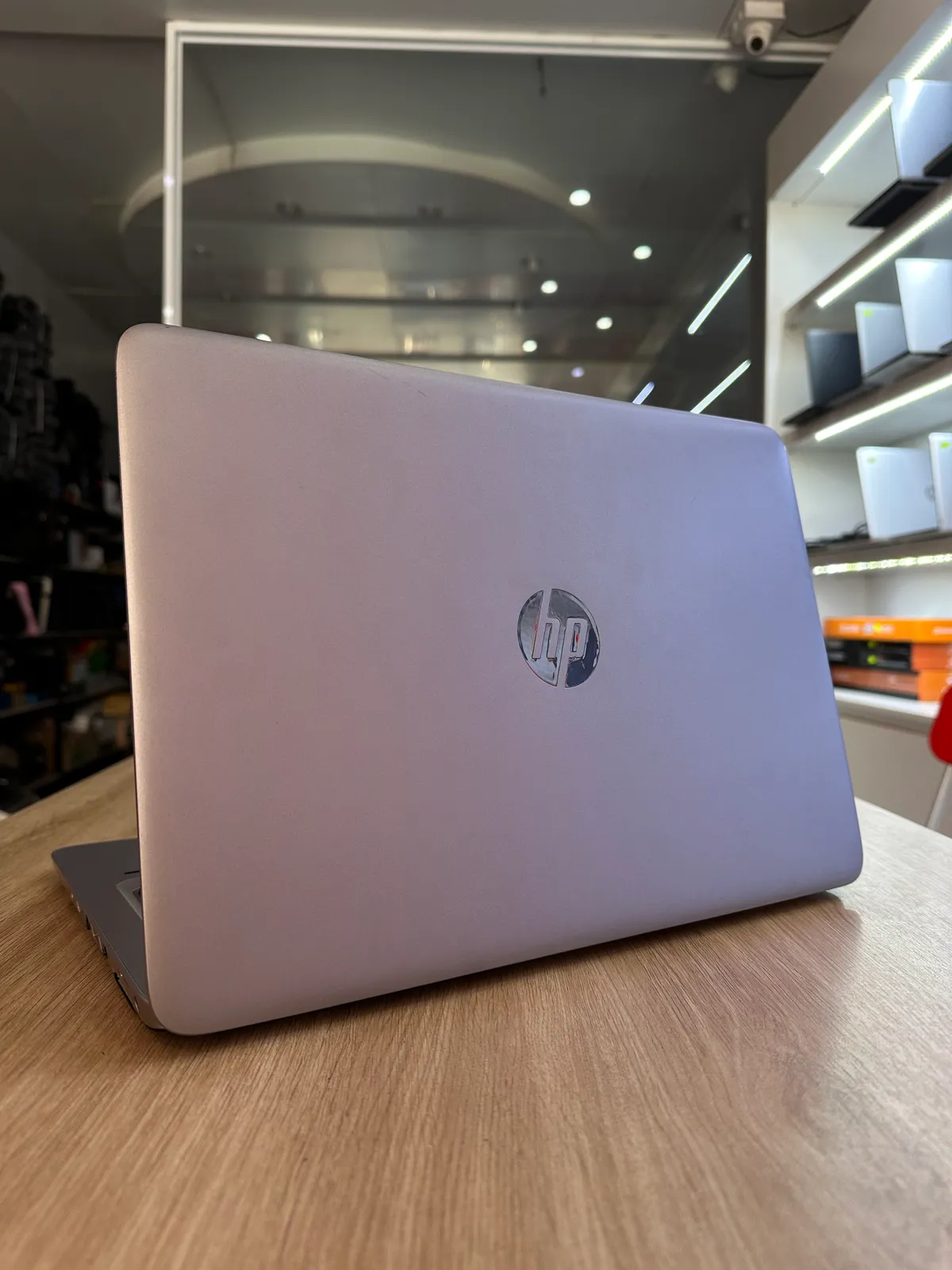HP EliteBook 840 G3 i5 6th 8 256 5tr