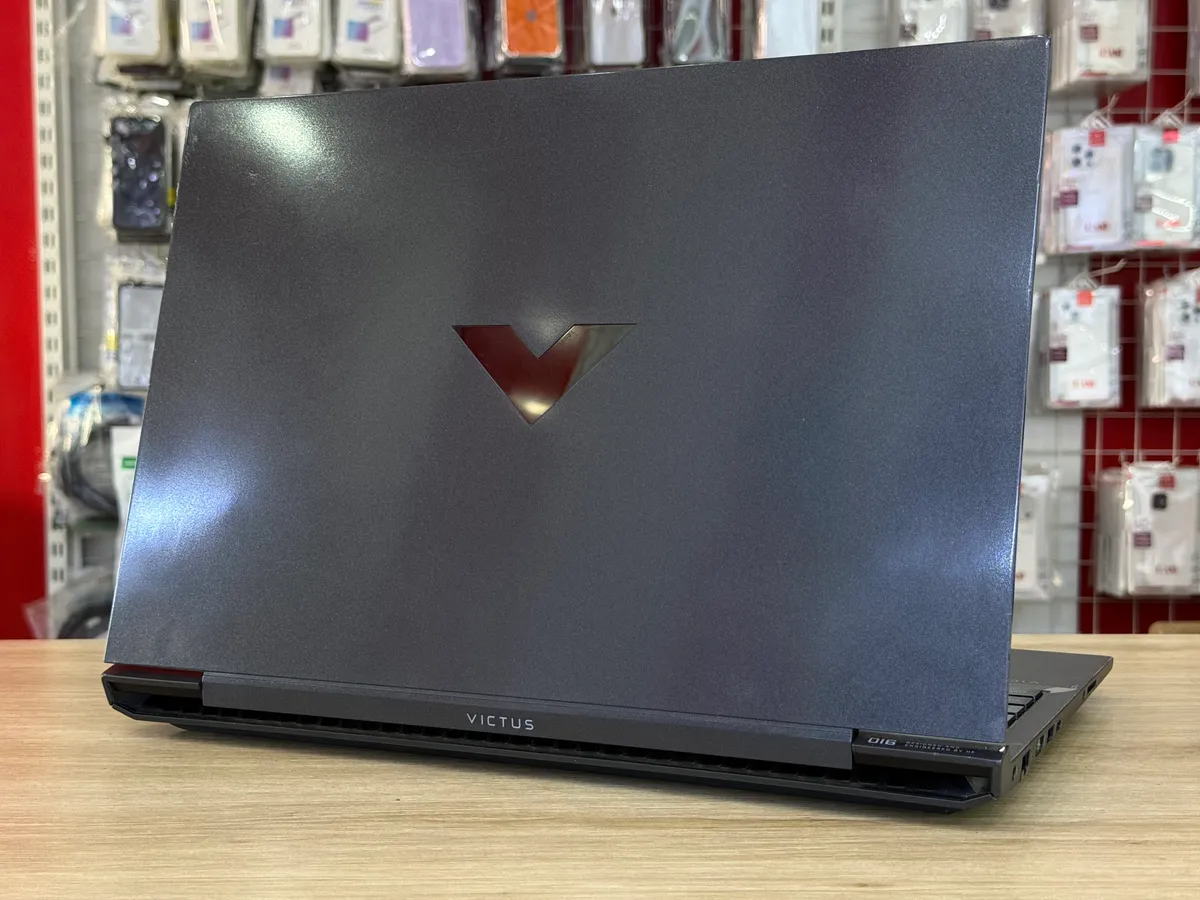 HP Victus 16 Ryzen 5 5600H 16 512 3050Ti 4gb 12tr5