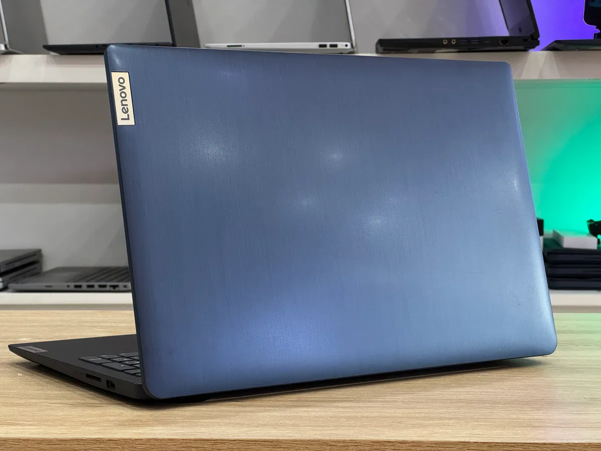 Lenovo IdeaPad Slim 3 i5 1235U 8 512