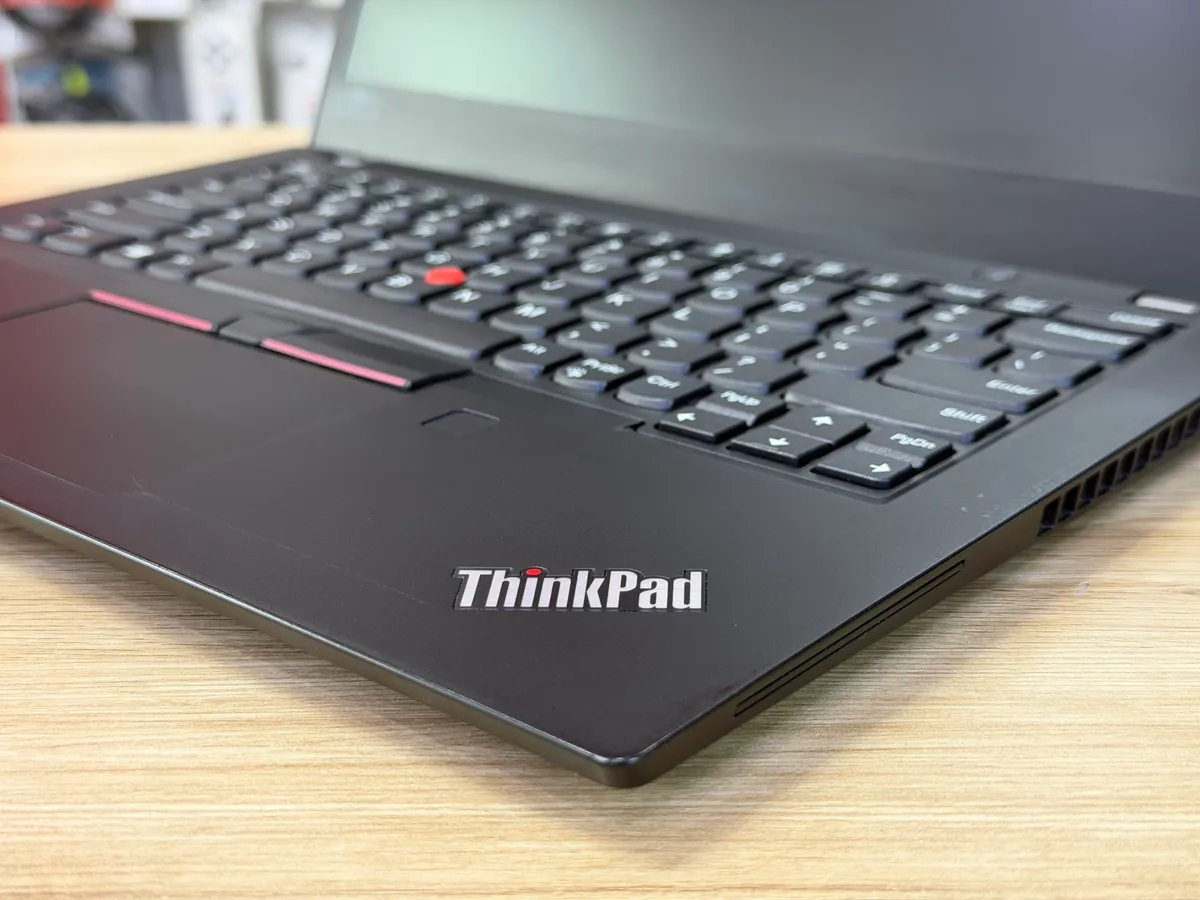 Lenovo Thinkpad X13 Gen1   i5 10310U 8 256 Pin 86% Ngoại hình 98% Giá 6tr5 — ảnh 3