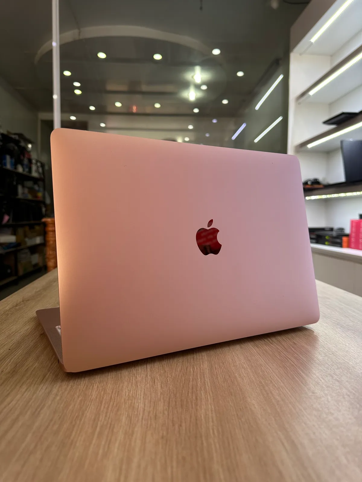 MacBook Air M1 14tr