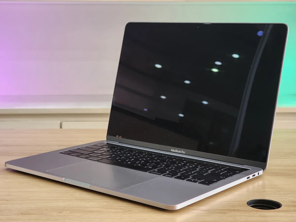 MacBook Pro 2017 8tr