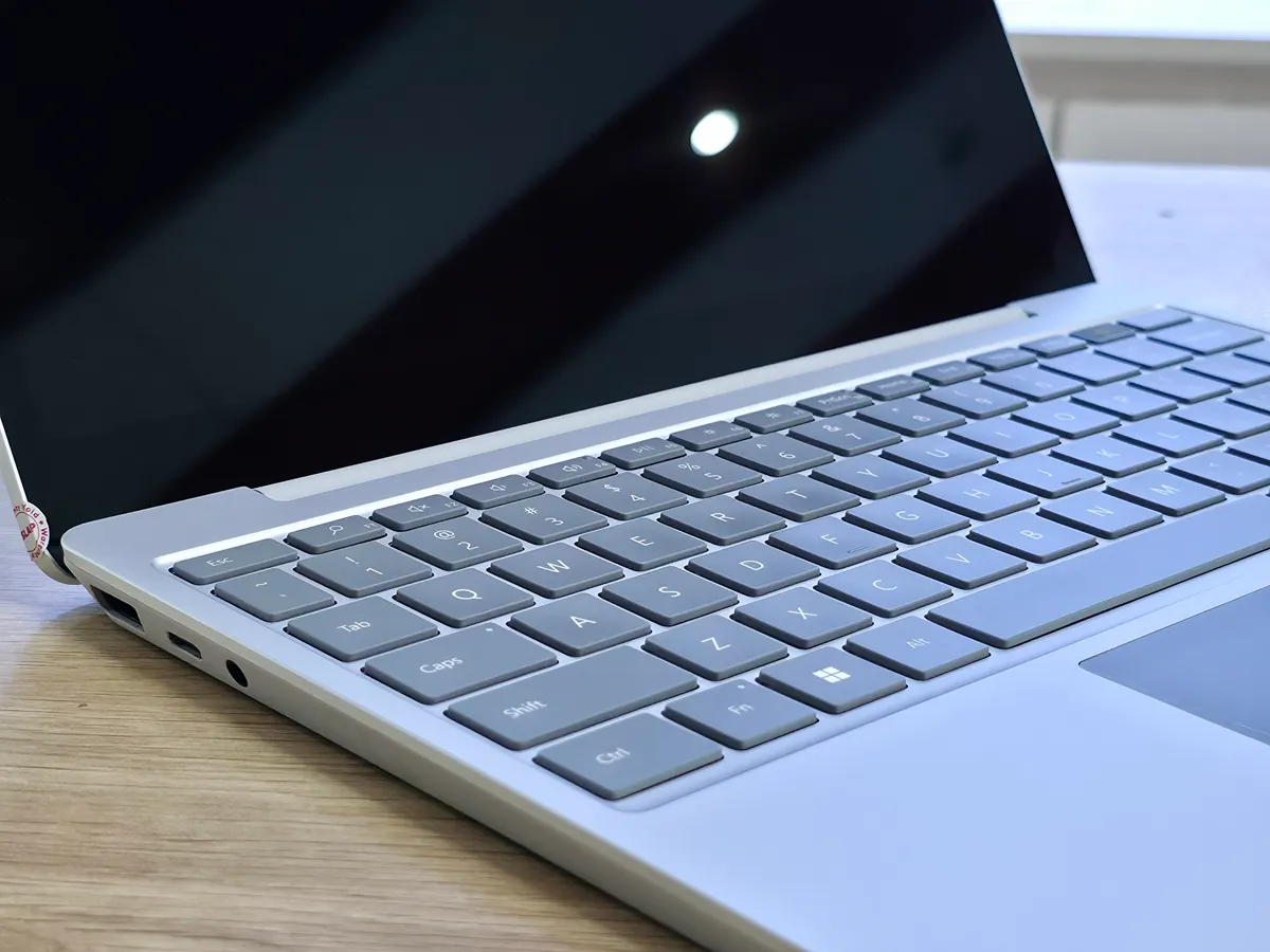 Surface Laptop Go 2   i5 1135G7 16 256 1.1kg — ảnh 6